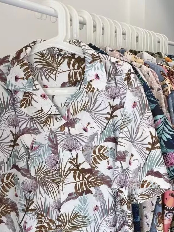 Vintage Hawaiian Floral Shirt - Vintage Thai Blumenhemd Locker Geschnitten Kurzarm